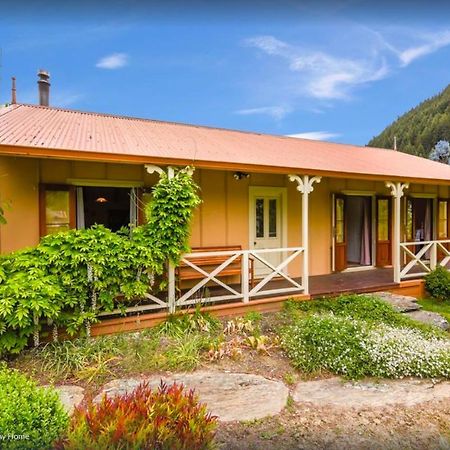 Central Peach - Queenstown Holiday Home المظهر الخارجي الصورة